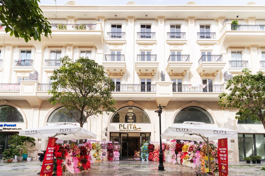 Bí Quyết Thành Công Khi Theo Đuổi Makeup Chuyên Nghiệp